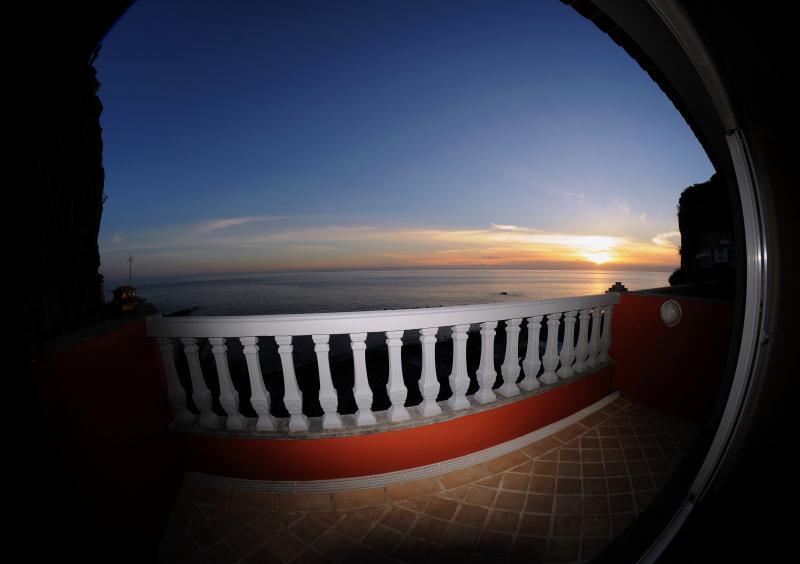 Enotel Sunset Bay Ponta do Sol  Exterior foto